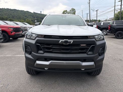 Used 2026 Chevrolet Colorado Trail Boss AWD/4WD image 5