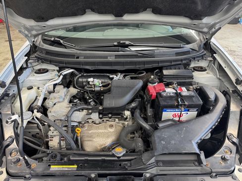 Used 2011 Nissan Rogue S AWD/4WD image 27
