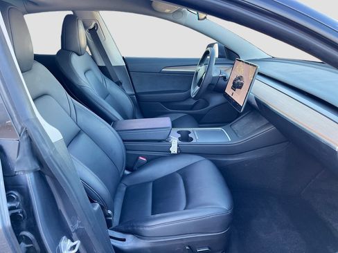 Used 2023 Tesla Model 3 Standard Range RWD image 29