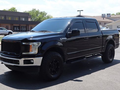 Used 2018 Ford F150 XLT AWD/4WD image 11