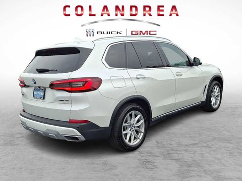 Used 2022 BMW X5 xDrive40i w/ Premium Package image 6