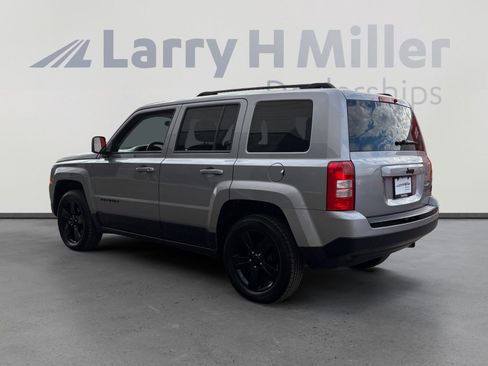 Used 2015 Jeep Patriot Sport w/ Power Value Group image 3