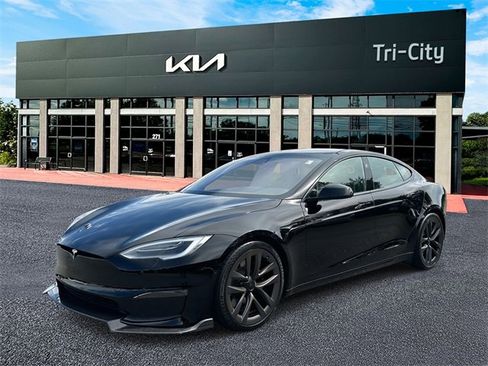 Used 2021 Tesla Model S Plaid image 3