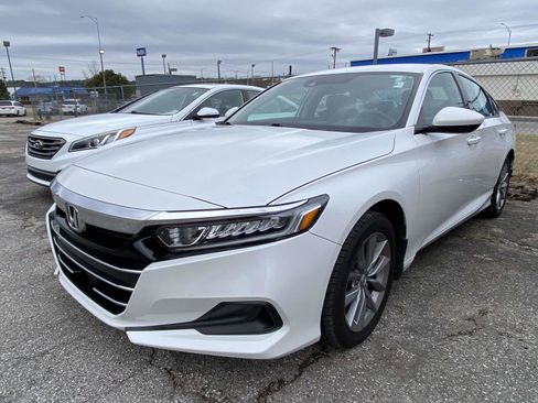 Used 2021 Honda Accord LX image 4