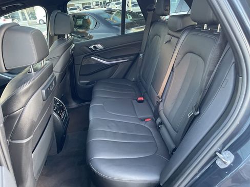 Used 2022 BMW X5 sDrive40i w/ M Sport Package image 29