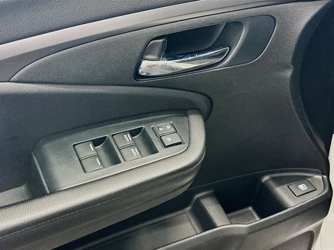 Used 2022 Honda Pilot Sport image 15
