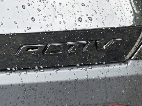 New 2026 Chevrolet Equinox ACTIV w/ Convenience Package III FWD image 9