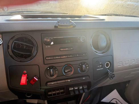 Used 2008 Ford F450 2WD Regular Cab Super Duty image 9