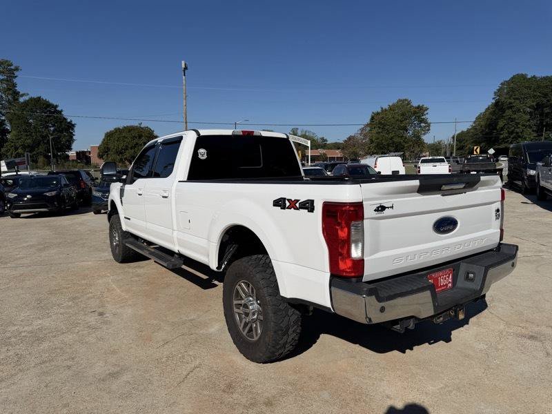 Used 2019 Ford F250 Lariat w/ Lariat Value Package AWD/4WD image 3