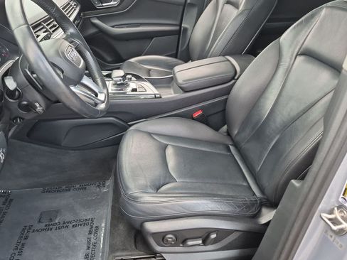 Used 2019 Audi Q7 3.0T Premium w/ Convenience Package AWD/4WD image 16