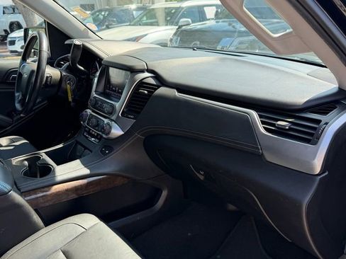 Used 2018 Chevrolet Tahoe LT RWD image 17