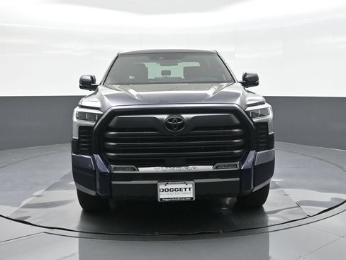 Used 2025 Toyota Tundra Limited AWD/4WD image 30