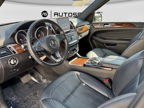 Used 2019 Mercedes-Benz GLS 450 4MATIC image 16