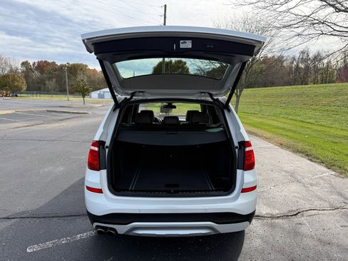 Used 2017 BMW X3 xDrive28i image 14