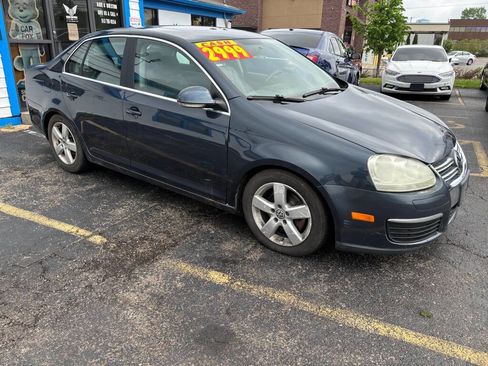 Used 2008 Volkswagen Jetta SE FWD image 3
