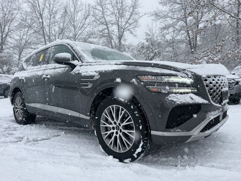 Used 2025 Genesis GV80 2.5T Standard image 10