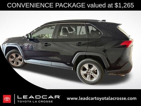 Used 2022 Toyota RAV4 XLE w/ Convenience Package AWD/4WD image 2