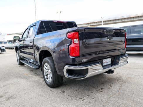 Used 2024 Chevrolet Silverado 1500 LT RWD image 9