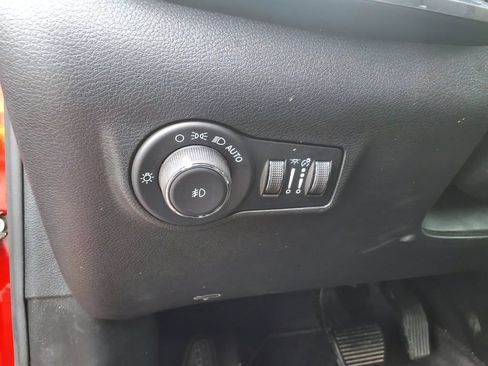 Certified 2023 Jeep Compass Limited AWD/4WD image 13
