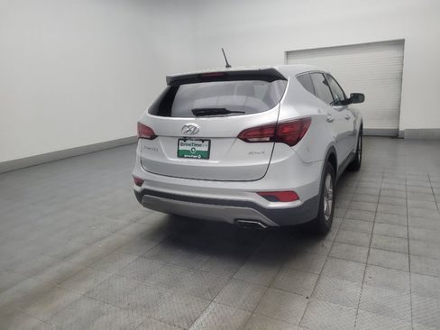 Used 2018 Hyundai Santa Fe Sport FWD image 9