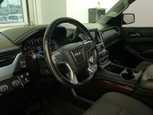Used 2018 GMC Yukon SLE w/ HD Trailering Package AWD/4WD image 16