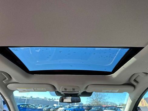 New 2025 Nissan Murano SL image 11