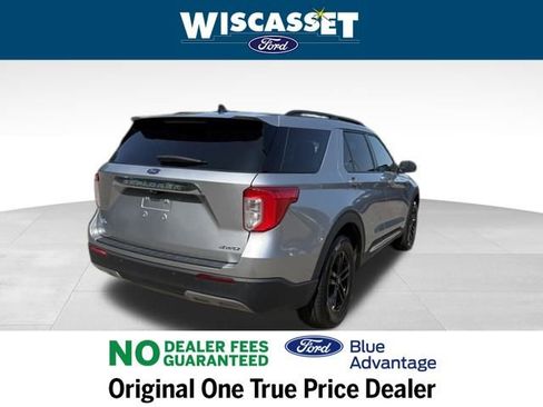 Certified 2022 Ford Explorer XLT w/ Equipment Group 202A image 30