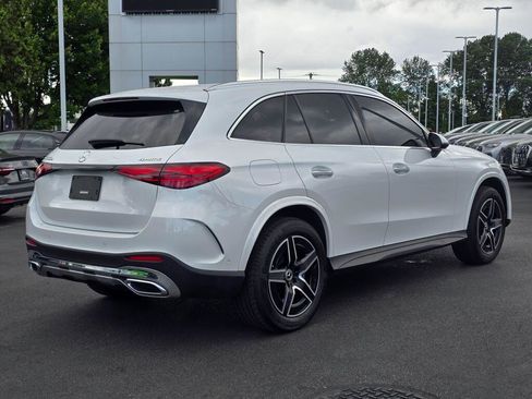 Used 2025 Mercedes-Benz GLC 350e 4MATIC w/ AMG Line image 5