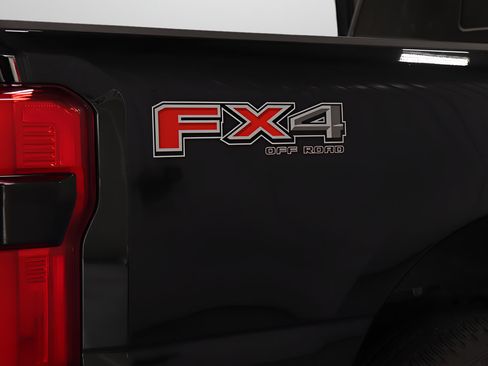 Used 2026 Ford F250 Platinum AWD/4WD image 35