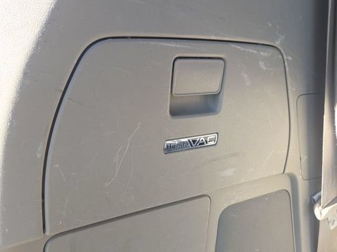 Used 2016 Honda Odyssey SE image 11