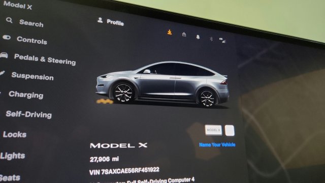 Used 2024 Tesla Model X AWD/4WD image 73