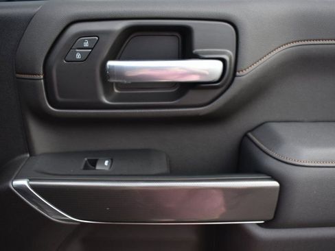 Used 2022 GMC Sierra 2500 AT4 w/ AT4 Premium Plus Package image 14