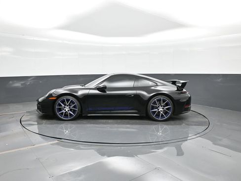 Used 2025 Porsche 911 Carrera T image 2