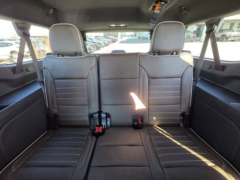 New 2026 GMC Yukon XL Denali Ultimate AWD/4WD image 26