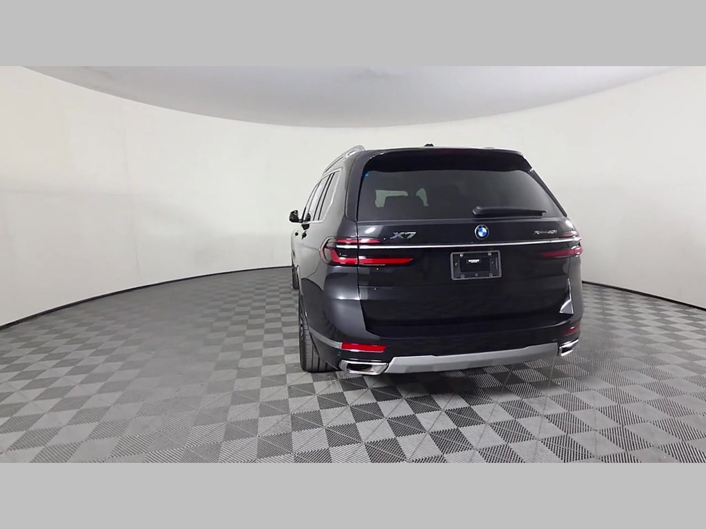 Used 2024 BMW X7 xDrive40i AWD/4WD image 45
