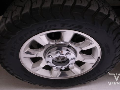 Used 2012 Ford F250 Lariat w/ Lariat Interior Pkg image 29