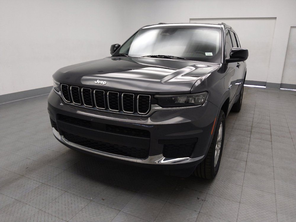 Used 2024 Jeep Grand Cherokee L Laredo AWD/4WD image 15
