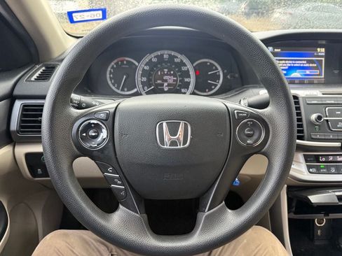 Used 2013 Honda Accord LX image 11