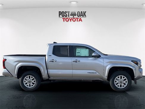 New 2026 Toyota Tacoma SR5 image 8