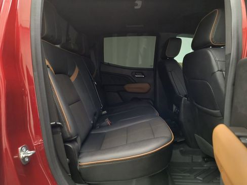 Used 2025 GMC Canyon AT4 AWD/4WD image 29