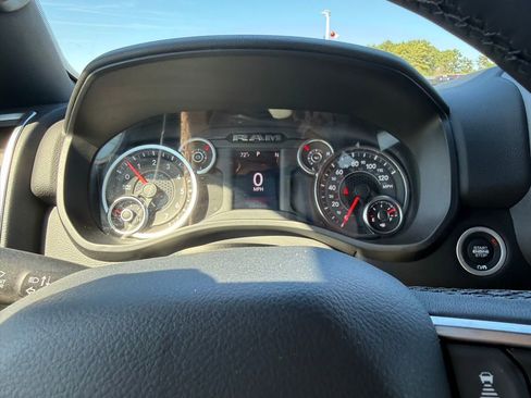 Used 2025 RAM 1500 Big Horn image 25