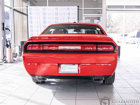 Used 2009 Dodge Challenger R/T image 13