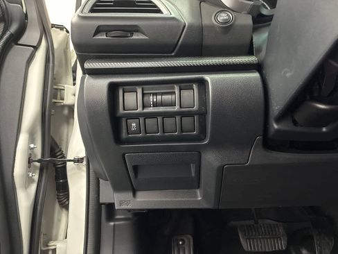 Used 2018 Subaru Crosstrek 2.0i Premium AWD/4WD image 10