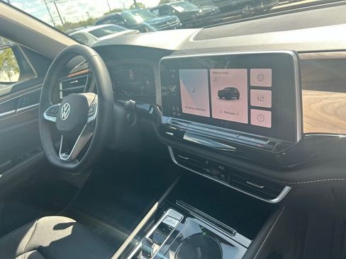 New 2026 Volkswagen Atlas SE FWD image 34