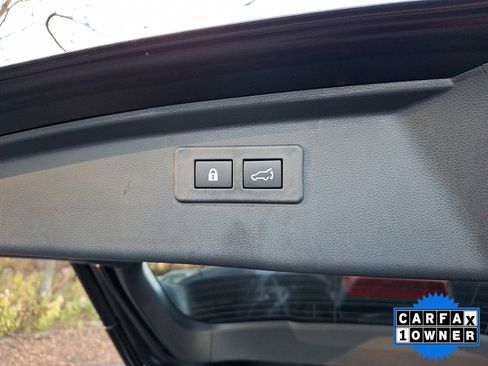 Certified 2025 Subaru Outback Limited image 47