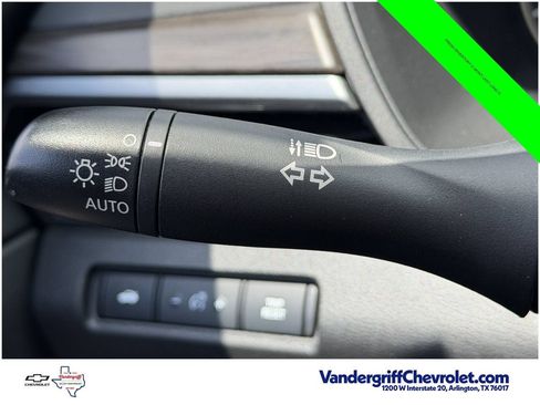 Used 2025 Nissan Altima 2.5 SV FWD image 22