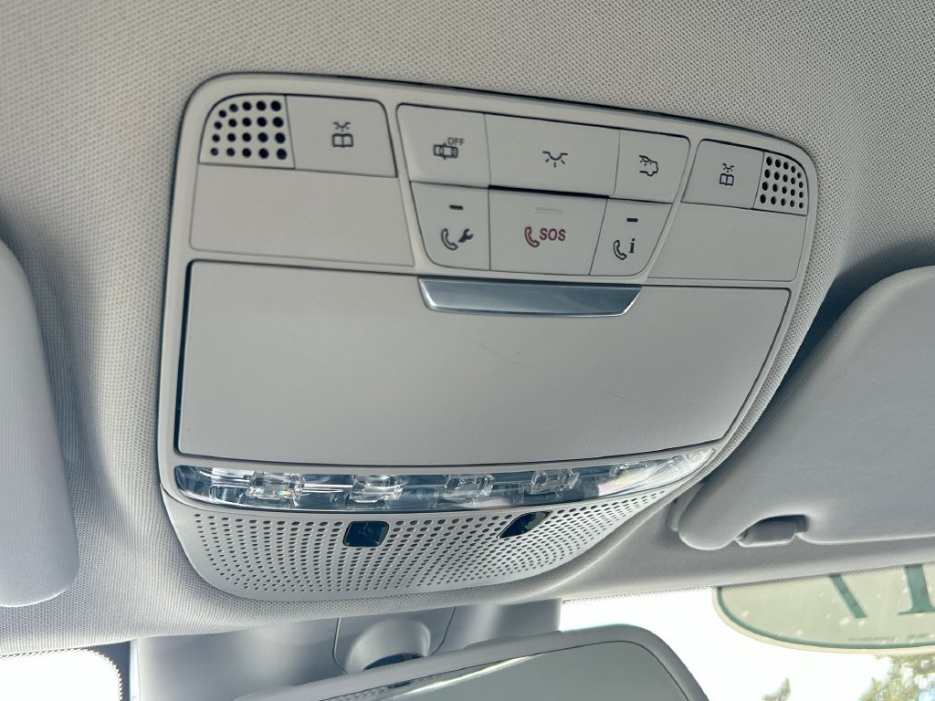 Used 2017 Mercedes-Benz C 300 Sedan image 14