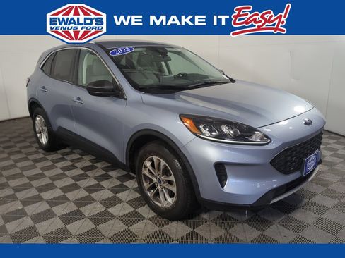 Used 2022 Ford Escape SE w/ Convenience Package image 1