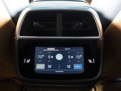 Used 2025 Lucid Air Touring AWD/4WD image 25