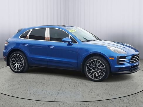 Used 2021 Porsche Macan S image 2